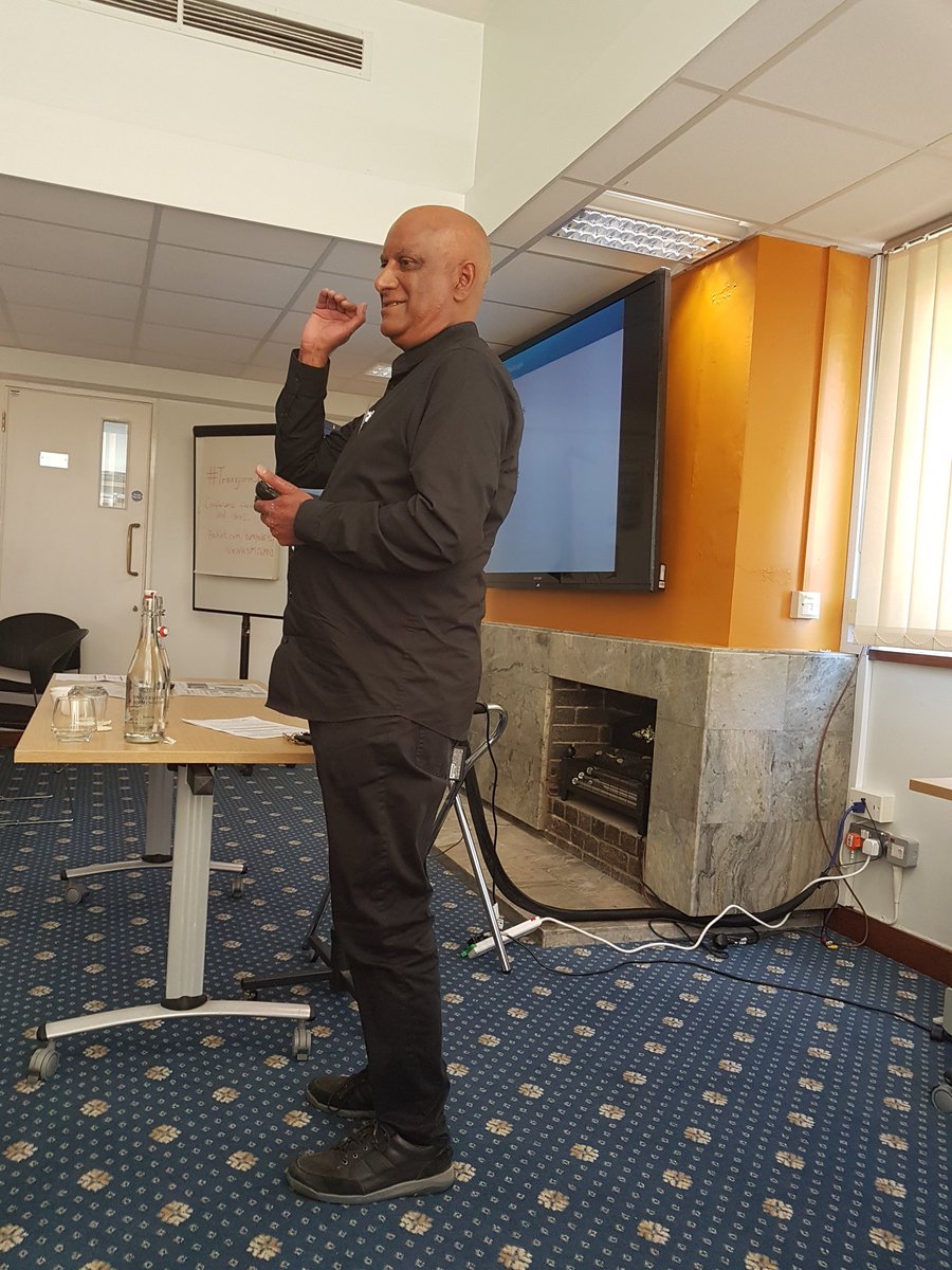 LindseyLCompton's tweet photo. making sure post grad demonstrators are sufficiently trained to support us: a key thing to consider from Nigel de Noronha in Geography at Nottingham, for improving #statistics #teaching #TransformStats https://t.co/pjDhp72s1y