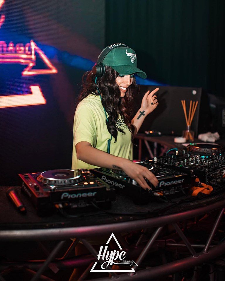 Fresh House mixtape `MODNOHOUSE#3` bu GinaVmusic Gina is up on SoundCloud channel! 
djanetop.com/news/fresh-hou…

Show your support to GinaVmusic Gina from Russia vote now at djanetop.com to get TOP 100Djanetop 2019!
djanetop.com/djanes/gina-v/