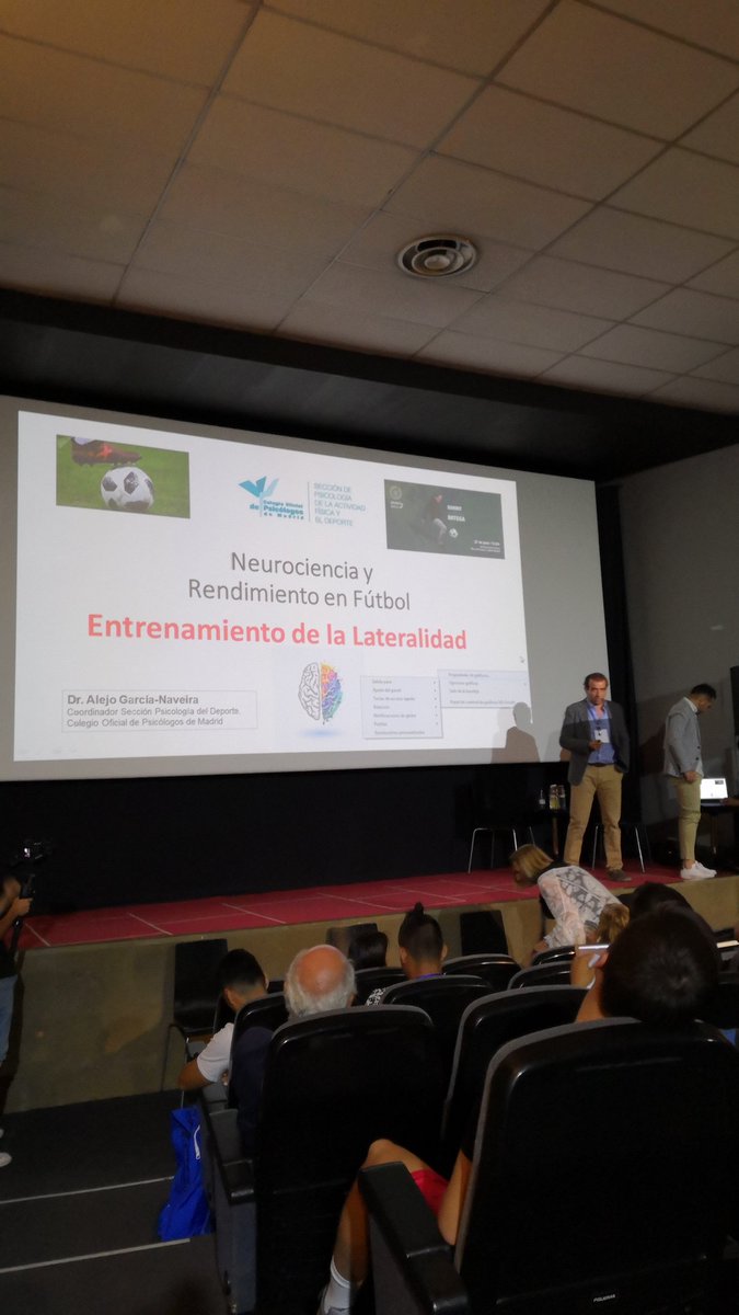 Y0D053's tweet photo. Aquí con @Alejo_GNaveira en #summitprofeortega https://t.co/TkQetsezpS