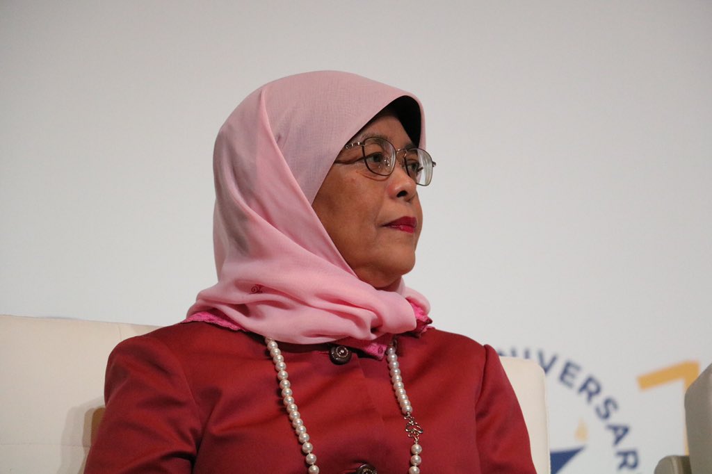 ICNurses's tweet photo. “Save one life and you are a healer, save a hundred lives and you are a nurse” says President Halimah Yacob during opening ceremony of #ICNcongress https://t.co/lGQ0WTtZNu