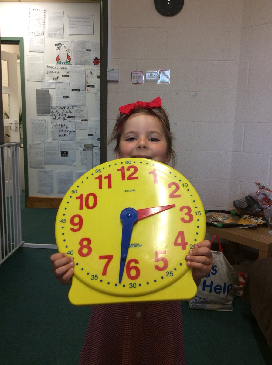 HeadWalwayne's tweet photo. Learnt to tell the time for o’clock and half past this morning while she was reading with Mrs Monks. https://t.co/1efZrA9XS5