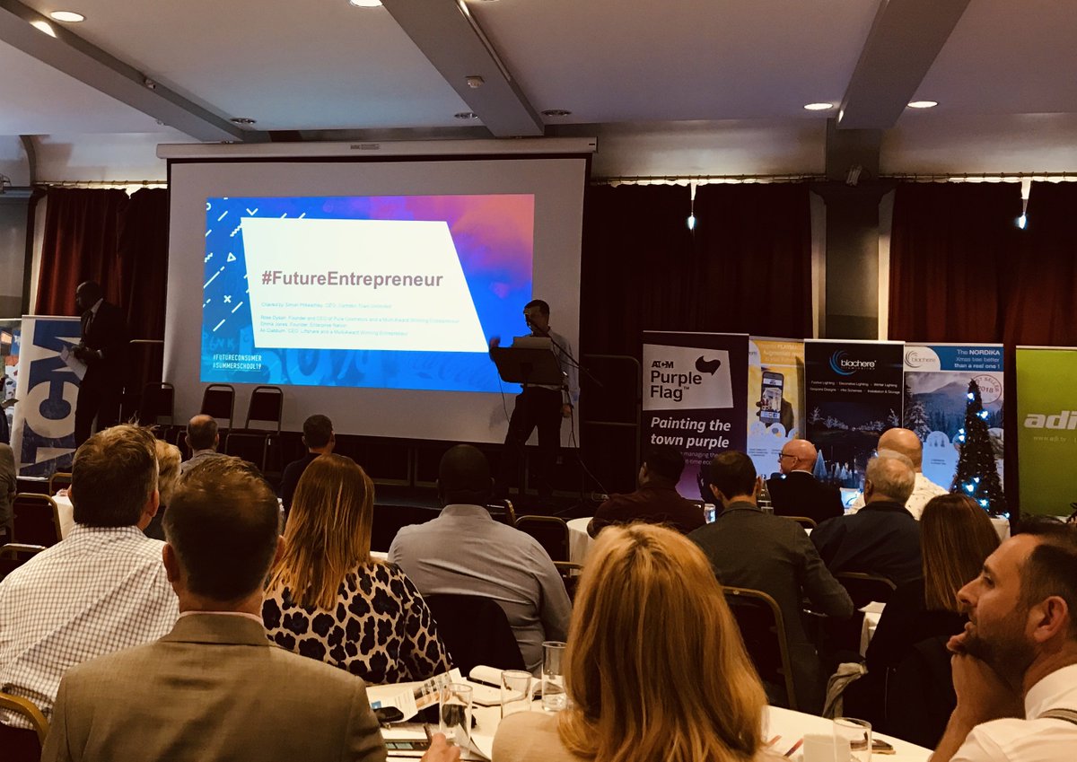 Thought provoking prompt from Ali Clabburn of liftshare and Camden’s Simon Pitkeathley -are consumers and citizens different?! Yep!! ow.ly/y6xw30p18sX