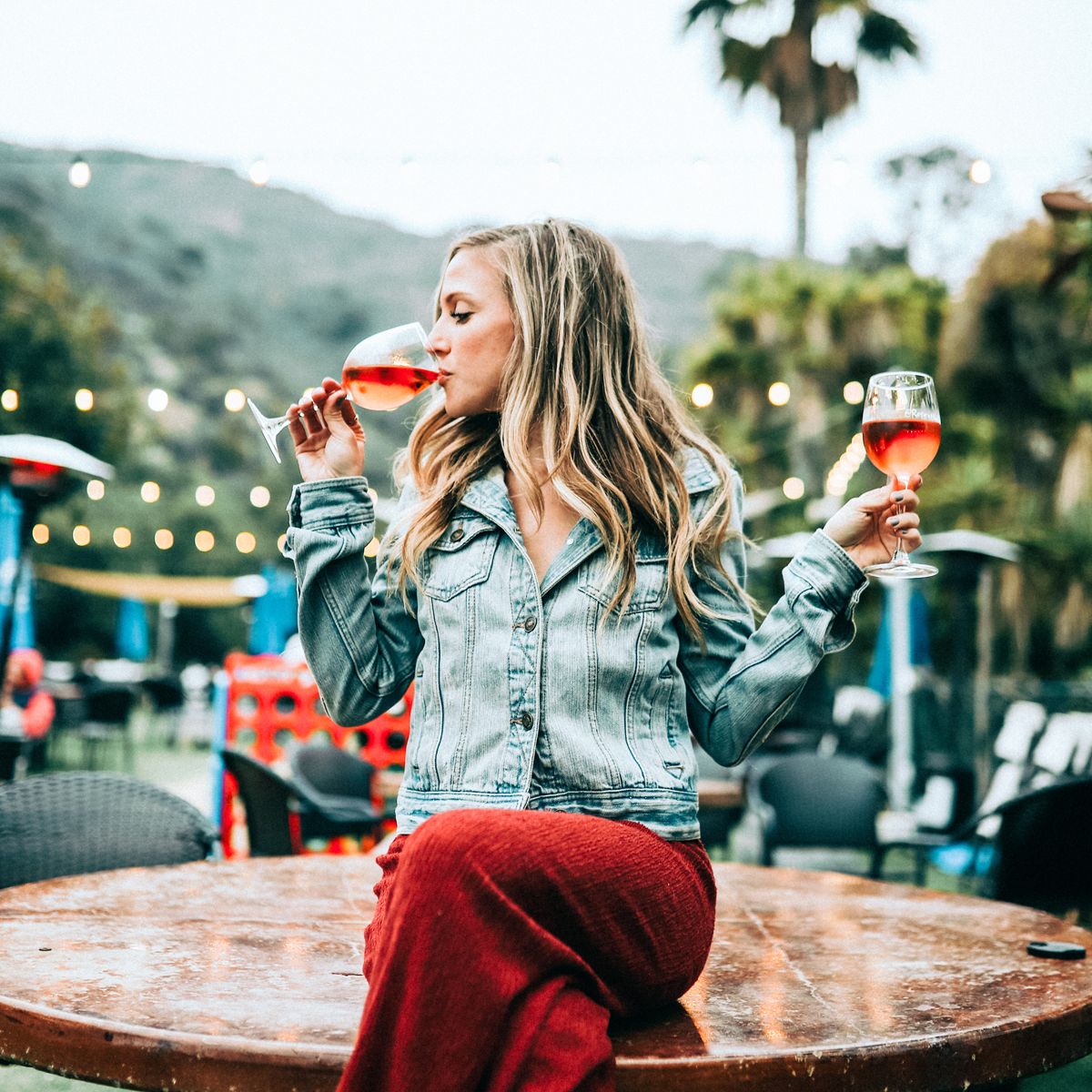 You lot are loving the pink stuff at the moment, especially 770 Miles Californian Zinfandel! So cheers to #rose wine, and cheers to this weather (hopefully) improving 🤞

Shop rose >> buff.ly/2XhZLpO