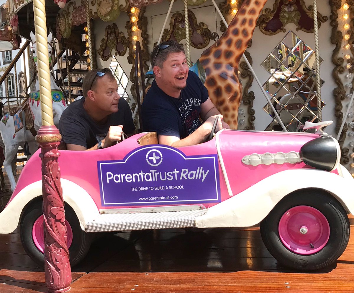 warrencass's tweet image. Bad News - We broke down... Good News - we found a replacement car!! @thebrandbucket #Parentatrustrally19 #bucketface