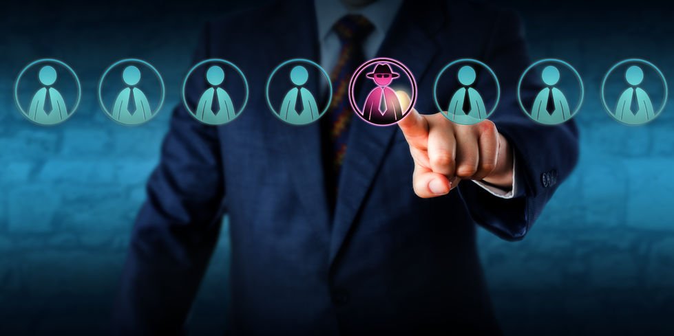 TheHackersNews's tweet image. Organizations usually focus on cyber threats which are external in origin.

Here’s an overview on the insider threat awareness, an often-overlooked attack surface. Learn more ⯈ bit.ly/2IRp7CU

—by @kim_crawley for @attcyber