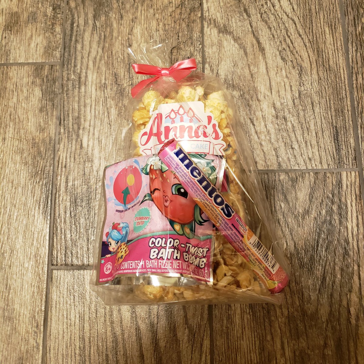 AnnasGourmetPop's tweet photo. Do you need favors for a Birthday Party, Baby Shower, Wedding, Engagement Party or Corporate Event? Let us help!!
#birthday #babyshower #wedding #engagement #corporateevents #clientgift #customergift #popcorn #poppinawesome #annasgourmetpopcorn https://t.co/JE3c9w37Yi