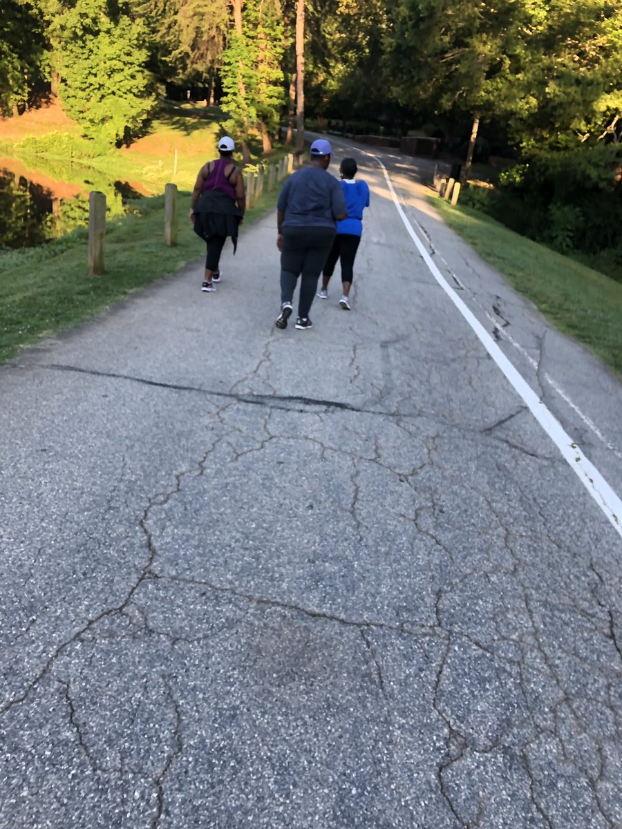 hausera2's tweet photo. Team Inspire completed 4.5 miles this morning! Calling on all Girl Trek teams to show up somewhere! Let’s get healthy and stay healthy. Together We Can! https://t.co/2340bf6TGa