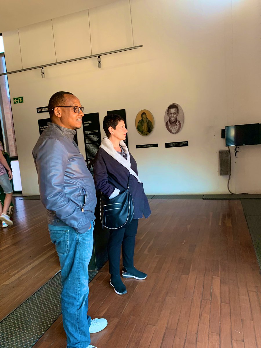 africateengeeks's tweet photo. Taking @minettenorman &amp; @GilADSantos on tour of #Soweto and a little bit of Jozi #GirlGeekSummit https://t.co/LlNDj8nkRv