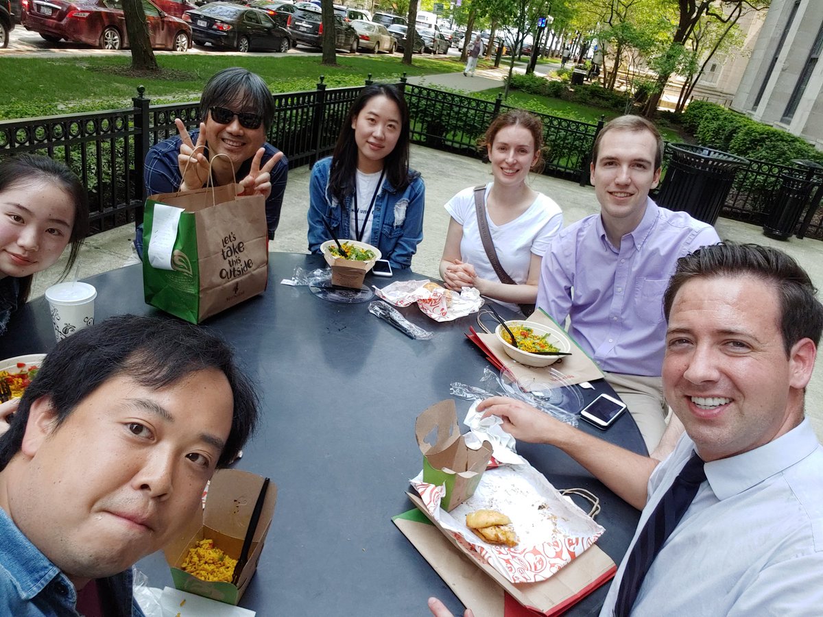 TheHsuLab's tweet photo. Lunch with fellows. Thank you David and Mitchell for your time with us. https://t.co/C3TrRWLmhy