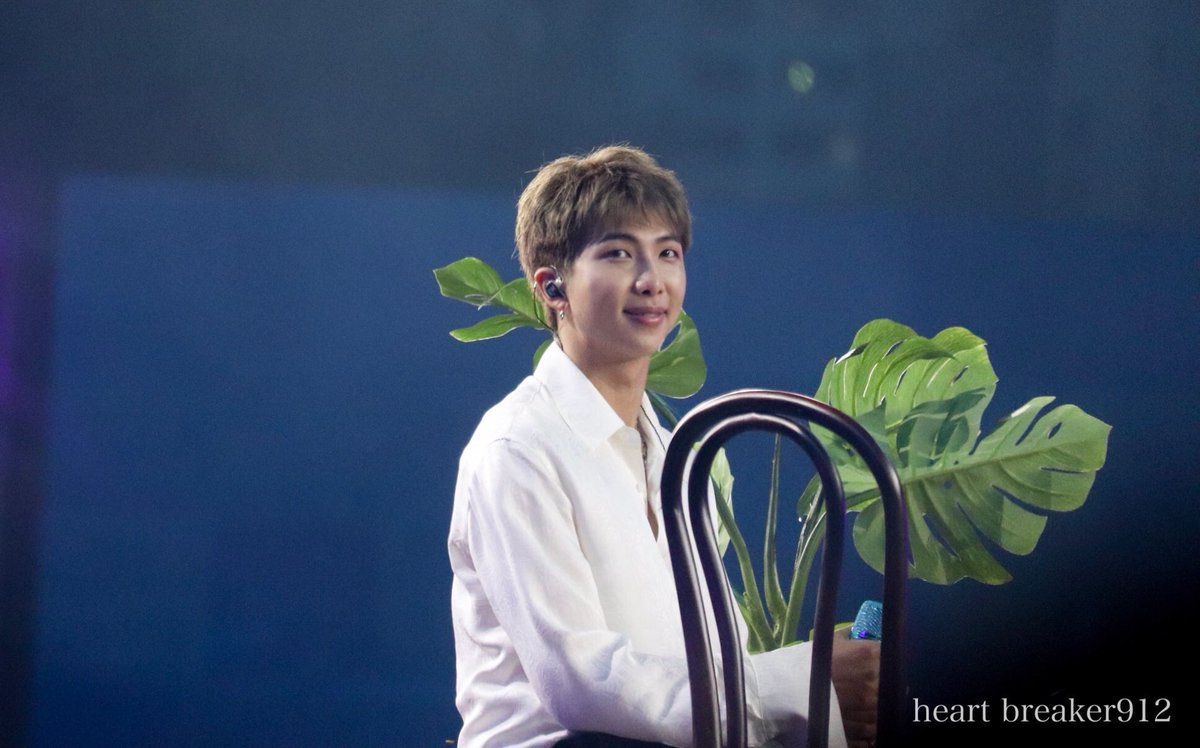 RMPICS_twt's tweet photo. 190616 #BTS5THMUSTER Day 2
📸 cr. HBreaker912 @BTS_twt 
#RM #김남준 #NAMJOON 😍 https://t.co/mqIeZ8HLdC