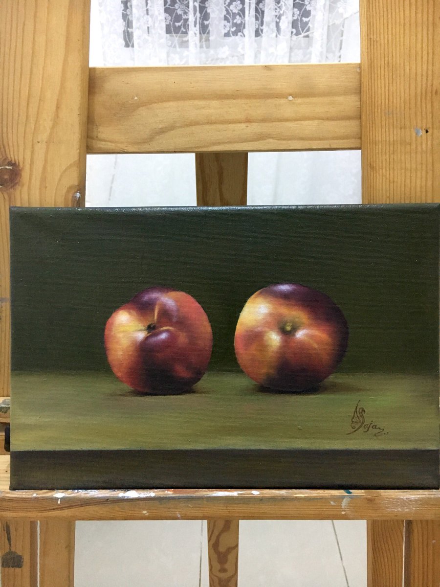 الأديب الروسي تولستوي يقول بأن  الغرض من الفن هو توفير جسر من التعاطف بيننا وبين الآخرين..💜

#رسمتي  بـ #الألوان_الزيتية