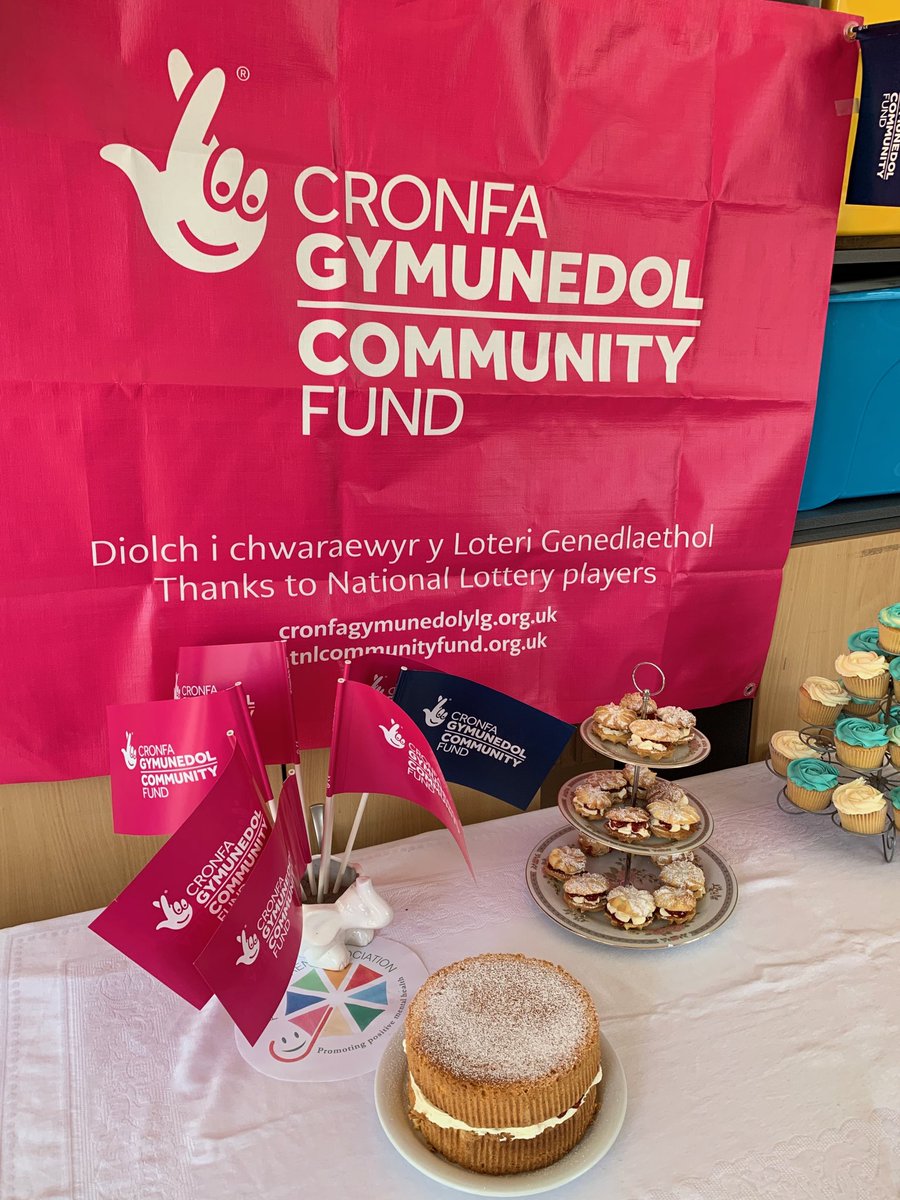 Thankyou ⁦<a href="/ponthafren/">Ponthafren</a>⁩ for hosting our #biglunch in your gorgeous garden #homemade baking and meeting #volunteers. What better way to bring people together in the sunshine! ⁦<a href="/TNLComFund/">The National Lottery Community Fund</a>⁩