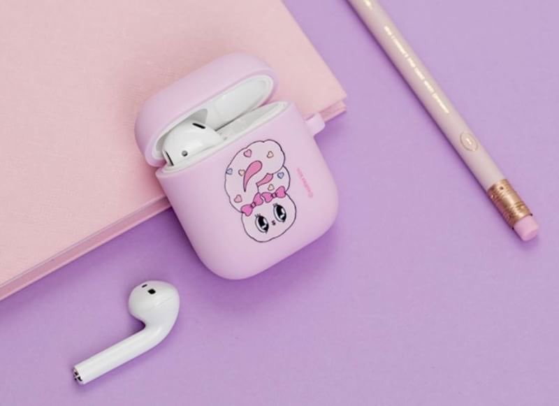 CH15Shop's tweet photo. [pre] ESTHER BUNNY AirPods case
👛ราคา 430฿
🎈ค่าส่ง 30/40
🖤ปิดรับ 1/7 https://t.co/Cy0gq4yI9N