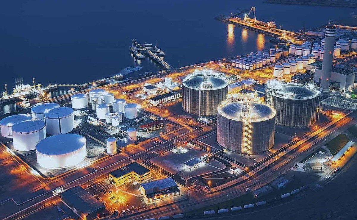 XENOTIME, una APT que ataca a las infraestructuras críticas, ha empezado a explorar las redes de compañías eléctricas en Estados Unidos y en Asia-Pacífico. bit.ly/2xiANb2