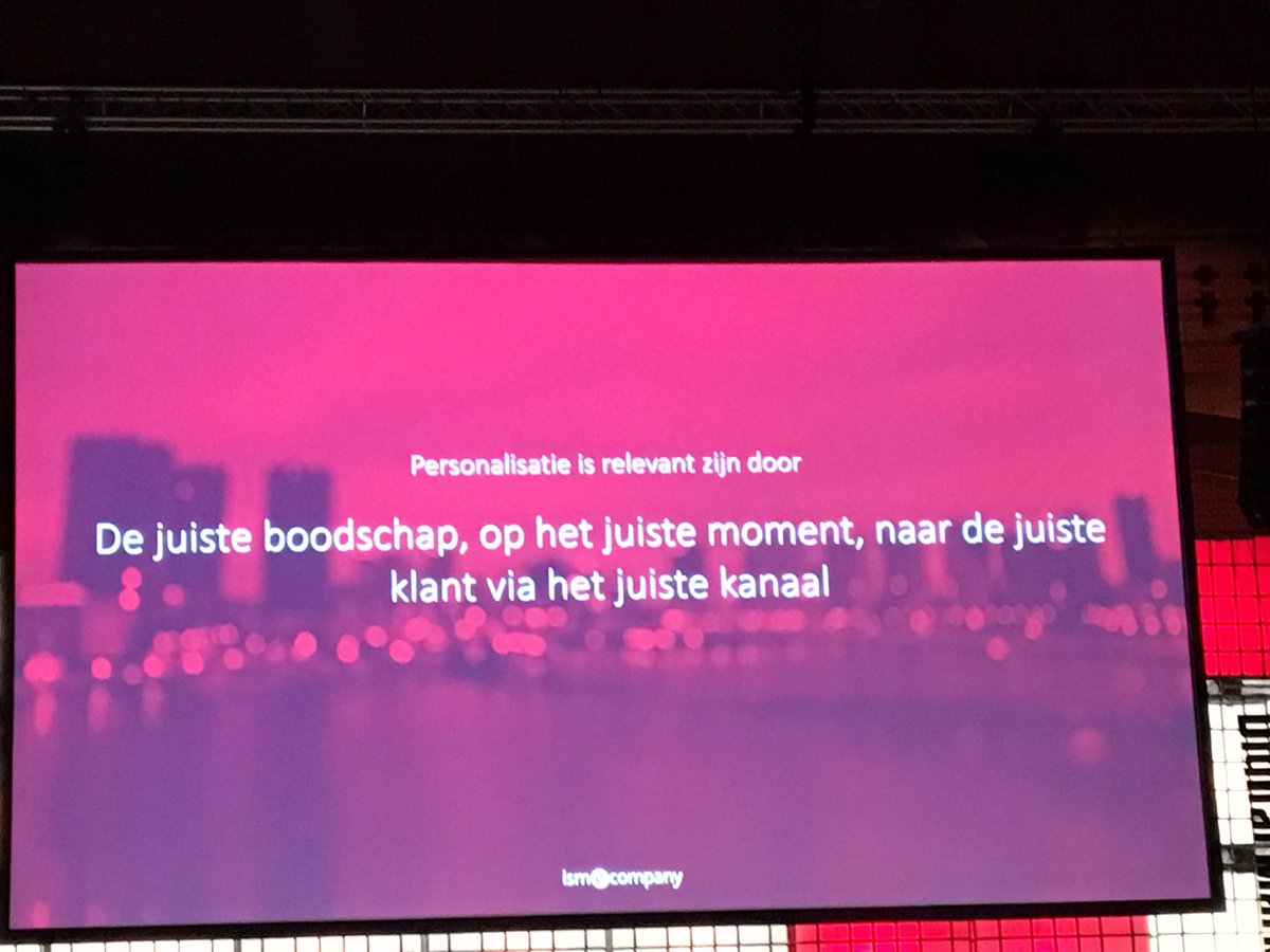 SemWerkt's tweet photo. Sessie 6 op Digital Marketing Live. 360 graden klantprofielen, hoe creëren we deze en hoe zet je deze inzichten omzet naar personalisaties in de gehele klantreis. Siebren van Bruggen van @ismecompany praat ons bij. #DML19 #OnlineMarketing https://t.co/KfHPB9T8yV