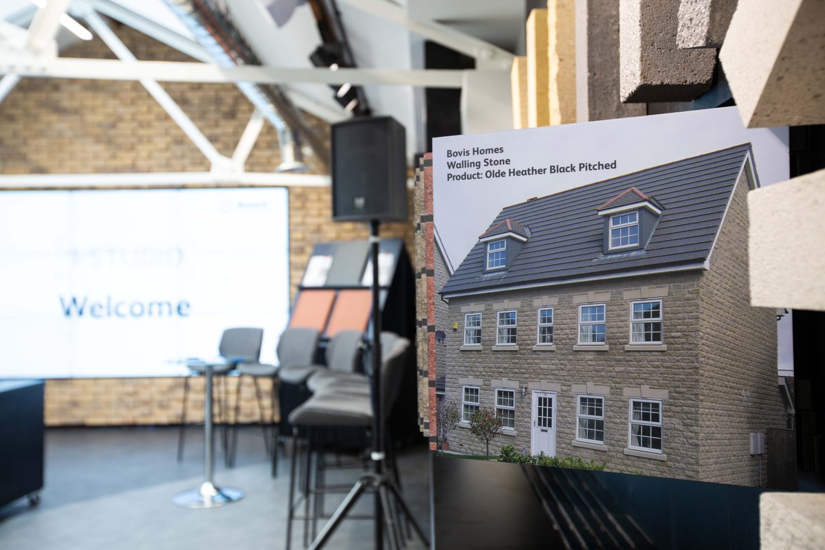 clickcaststone's tweet image. Excited about Ibstock's #theistudio, in Hatton Garden, where our #wallingstone, #architectural masonry &amp;amp; #rooftiles are on display. We welcome all professionals to visit and gain insight into all Ibstock has to offer the industry. Watch the launch video: bit.ly/2Niyekl.