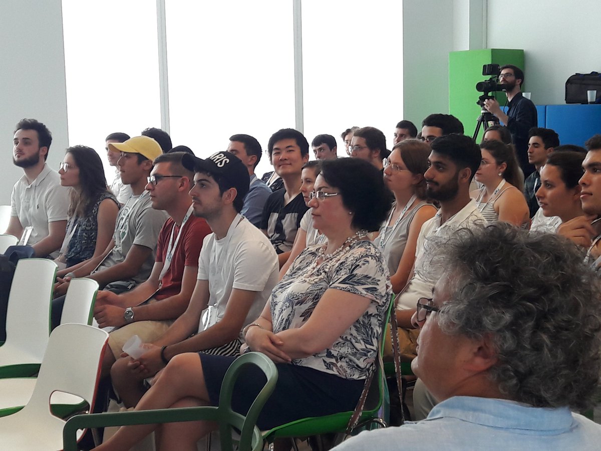 IncubMinesAles's tweet photo. C'est parti pour le second #challengeimt #disruptcampus. Ouverture @blablacar pour 4 jours inspirant autour de l#IA avec 60 élèves @IMTFrance dont 11 @IMTMinesAles https://t.co/qZnZ1WTSM5