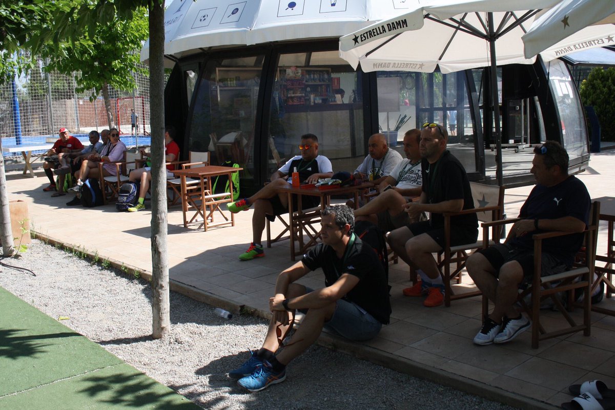 📷 Galería de Fotos 
MasTeR FInAl'19 - SEMIFINALES

No te pierdas las mejores imágenes de esta jornada final en el ÍNTER CAMPINGS PÁDEL By <a href="/HEAD_PADEL/">HEAD PADEL</a> 

📍<a href="/campingstel/">Camping Stel</a>
📍<a href="/VendrellPlatja/">Vendrell Platja</a>
📍<a href="/PlayaMontroig/">Playa Montroig Camping Resort</a>
📍 Camping Tamarit
📍 Camping Creixell

📌 ow.ly/ITXh30p19Hi