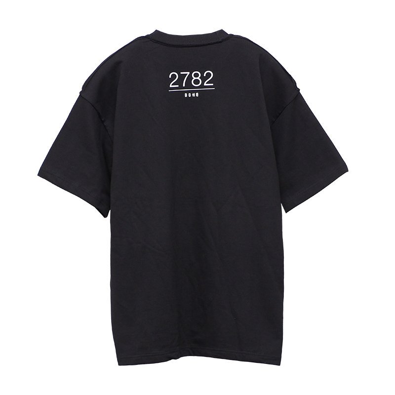 BagarchOfficial's tweet image. BAGARCH 新入荷のお知らせ
19&apos;SS COLLECTIONより、PILE-TSを6月29日(土)より販売開始致します。
-
◆PILE-TS
PRICE：7,800YEN (TAX OUT)
SIZE：FREE
COLOR：BLK
-
-
bagarch.com
-
#bagarch #bghb #pilets #19ss