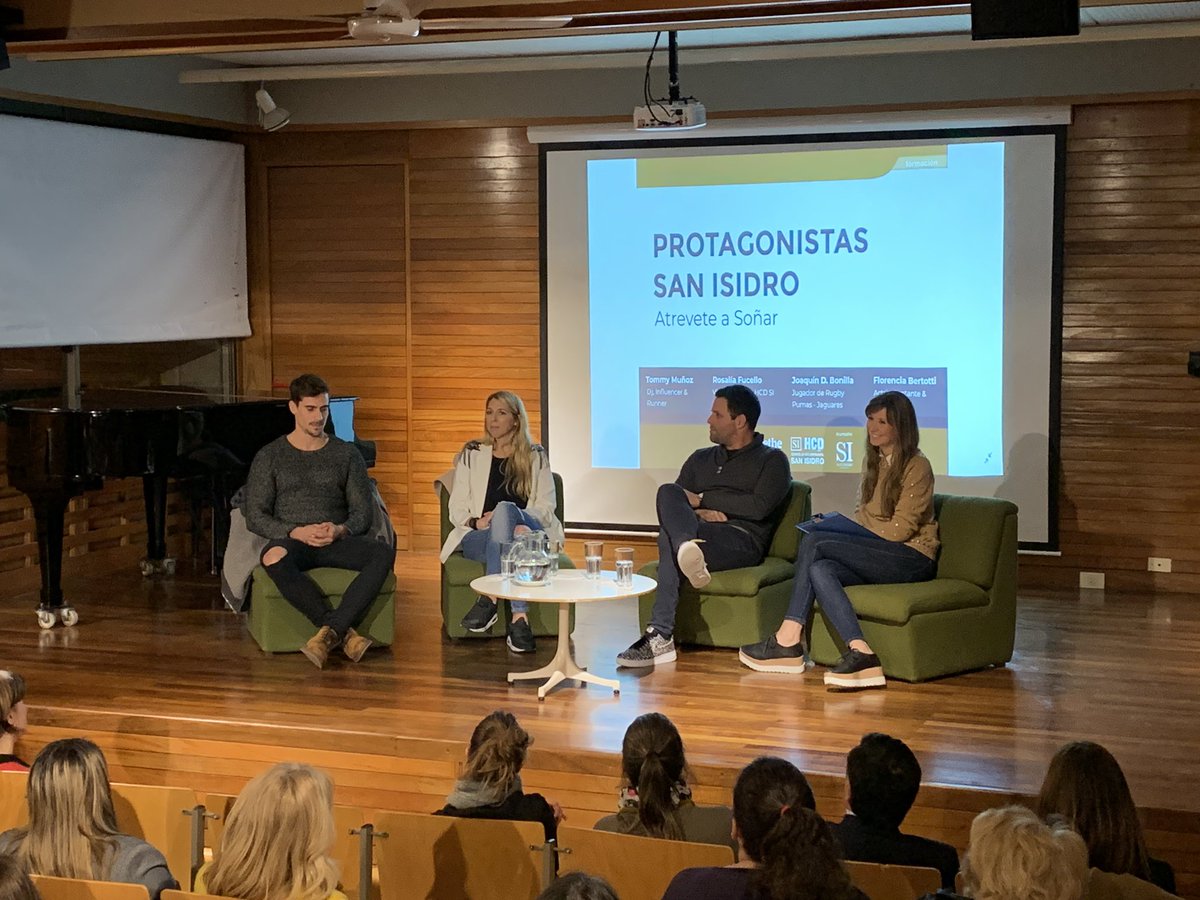 Santi_Marocchi's tweet photo. #AtreveteASoñar | Se llevó a cabo otro encuentro de #ProtagonistasSI en @goetheschuleba con la presencia de @florbertottiok @tommymunozdj y @titodiazb. Muy buena charla y sobre todo, nos dejaron el lindo mensaje que pese a las adversidades, siempre hay que ir tras los sueños!🙌🏼👏🏼 https://t.co/miWAomQWHj