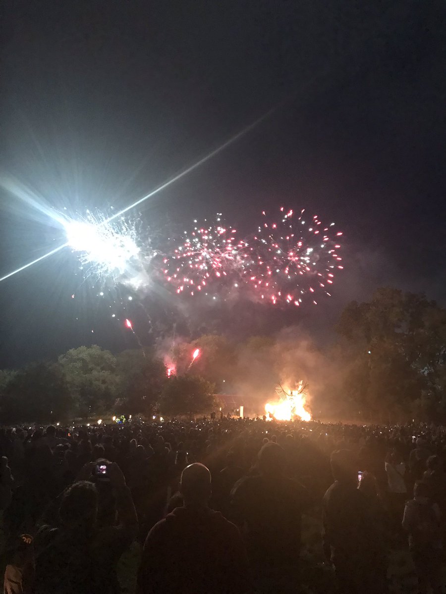 Loved those fireworks last night.  If you haven’t got a way home yet or will have a spare seat in your car come find our map by the Info tent in William’s Green. 12-8 every day. #Glasto2019 #glastocarshare