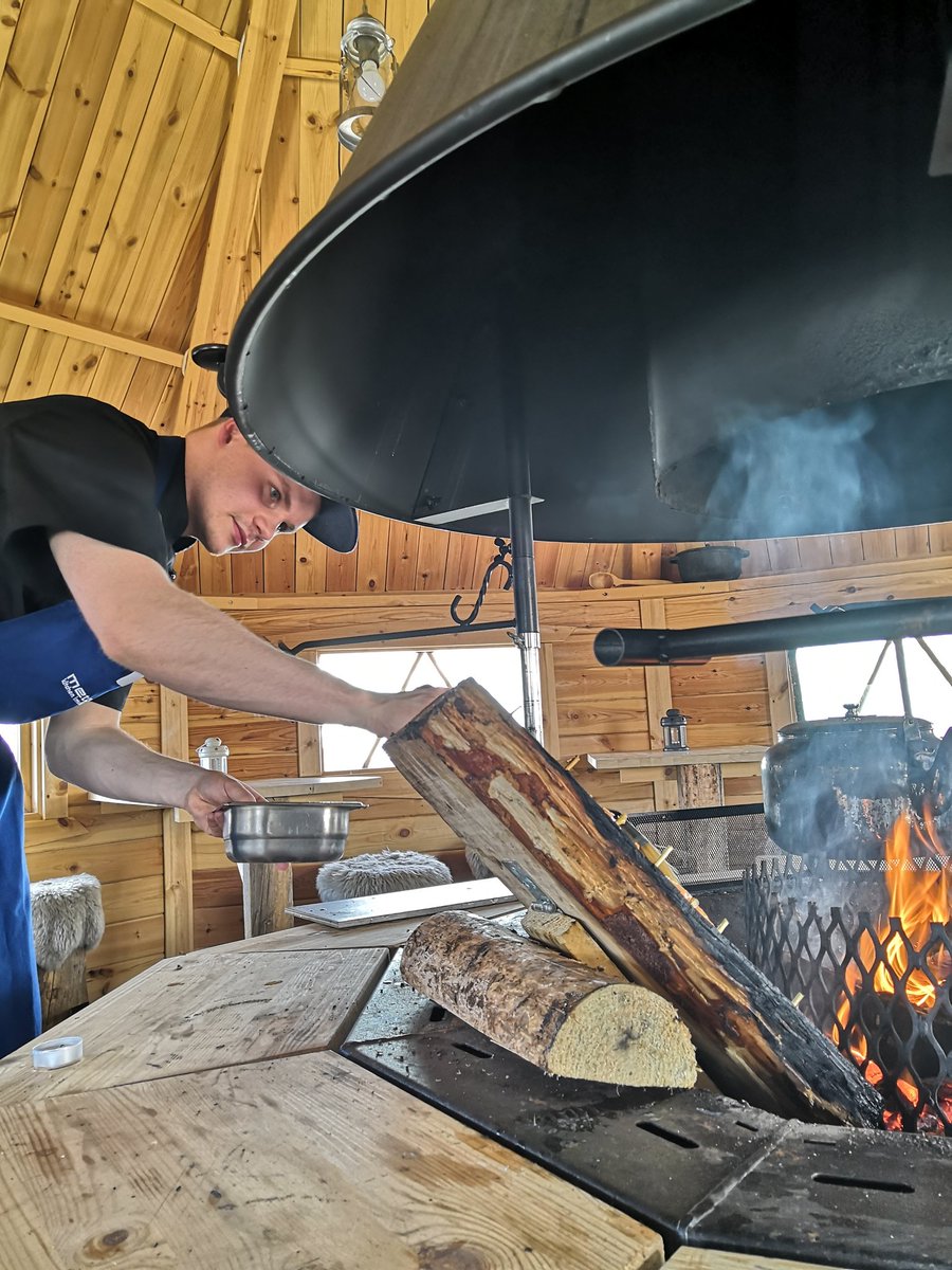 365kemi's tweet photo. SnowCastle Seaside Hut is a lovely venue all year round in #Kemi #Lapland #Finland @OnlyInLapland #visitsealapland #experience365 @OurFinland #food #salmon https://t.co/bKG6SKeu7J