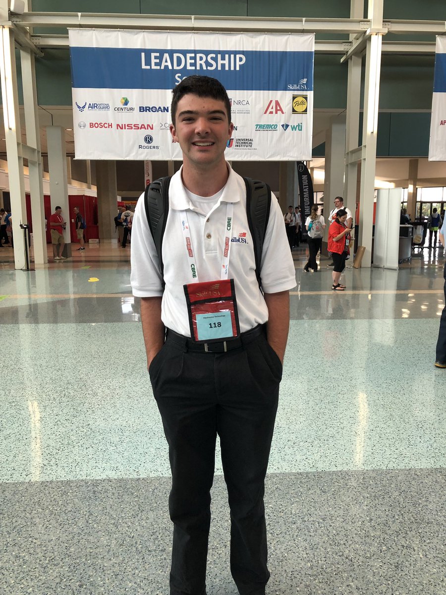 Candicerl2012's tweet photo. Here we go you guys! Competition Day! Good luck everyone!  #CSI team is already competing and couldn’t get pictures!!   #NLSC19  #GoForGold #RaiderNation #RFL #SkillsUSA @SkillsUSA @SkillsUSATX @WEHS_Raiders @DoolanTiffanyS @DavidVinsonWISD @WEHSskillsUSA @RoboticsRaiders https://t.co/DzR6m8RmWd