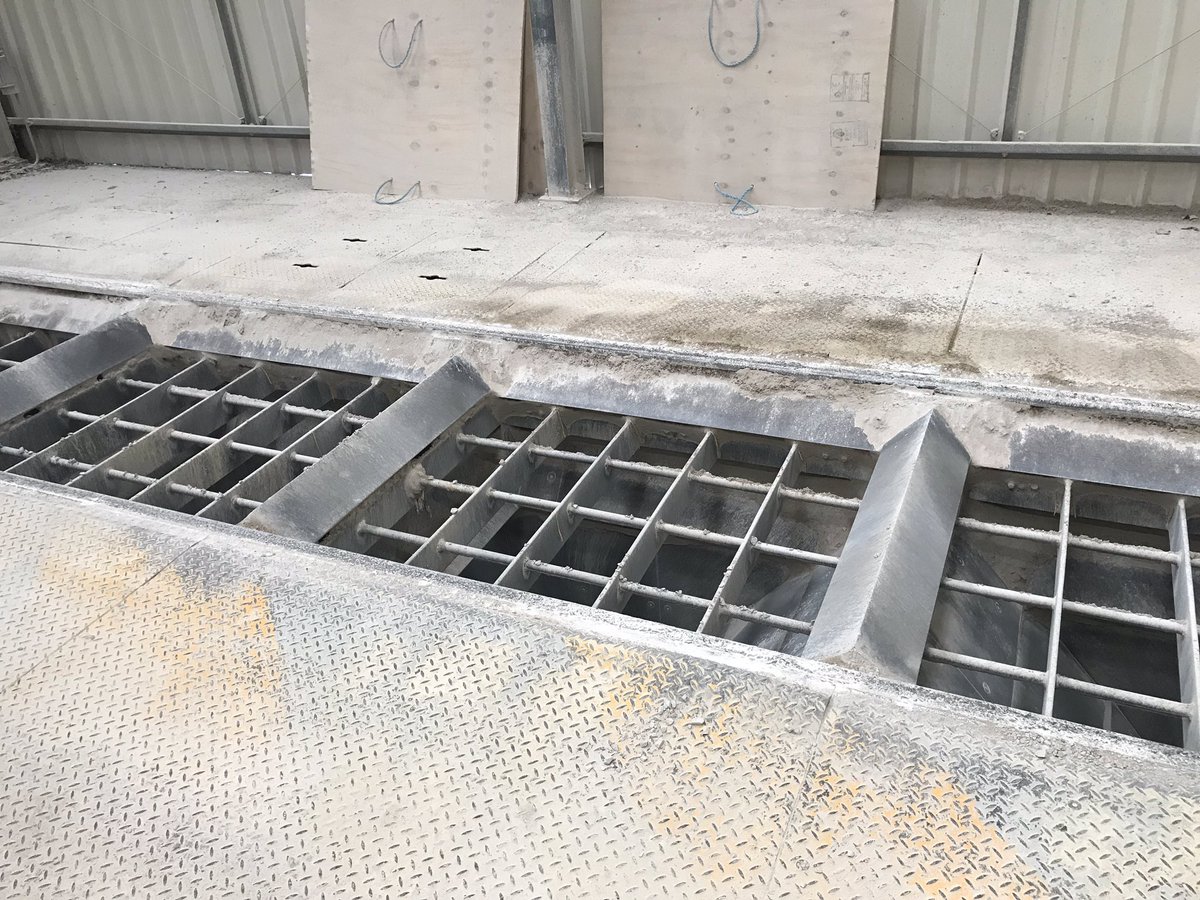 Great VFL at Stourton rail depot. Big thanks to John B and <a href="/Jason68648917/">Jason Barker</a> for arranging. Great Safety discussions and the site looks very impressive with the new walkways and weighbridges.  The conveyor system is superb ! <a href="/the2nicks/">Team Rail at Cemex</a>