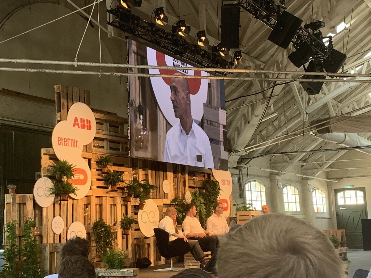 Daniel Ziegerer tweet media