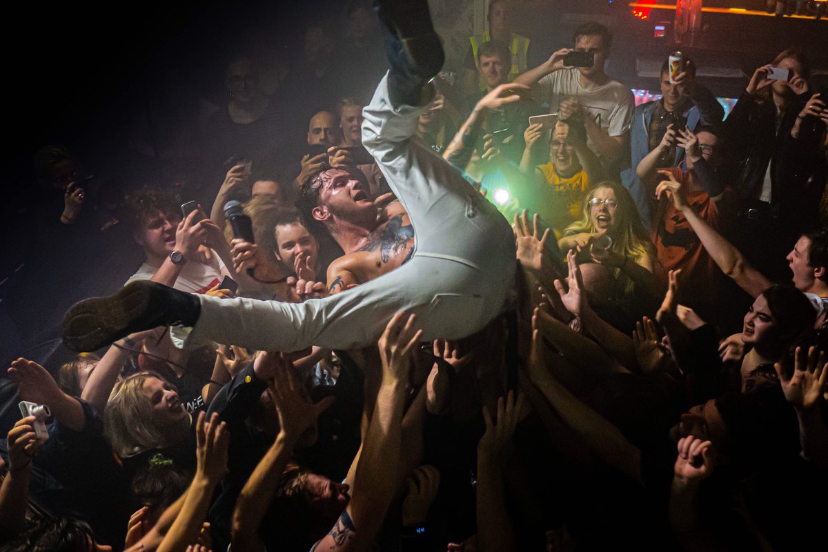 Olivia Kenny tweet media