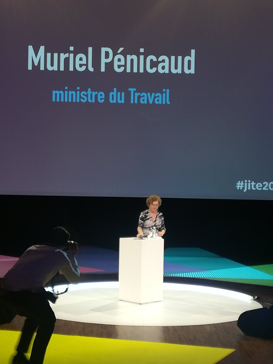 AVEmploi's tweet photo. Mme la ministre du Travail à la #jite : nécessité d'une "approche territoriale affirmée", et de "relier le social et l'économique".
#plie
#mde
@Minist_Travail https://t.co/0oZnpRsF32