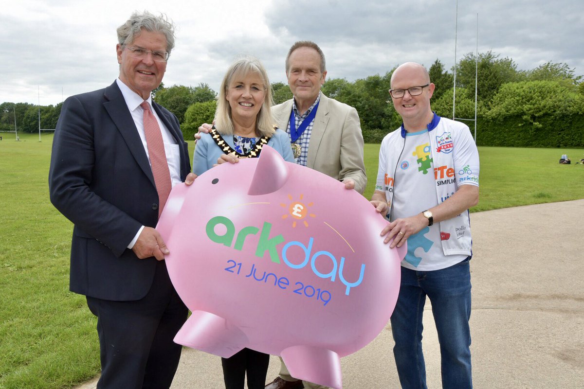 TheBigCheesePho's tweet photo. @BF_Reading @Ark_Charity Can’t wait to hear how much was raised on @ArkDayUK last week! Great fun day for an amazing cause. @Ark_Charity #blamethepig #ArkDay @PlayupPompey1 @MariaMillerUK @MarkfromArk7 https://t.co/4ZyI7OxBPa