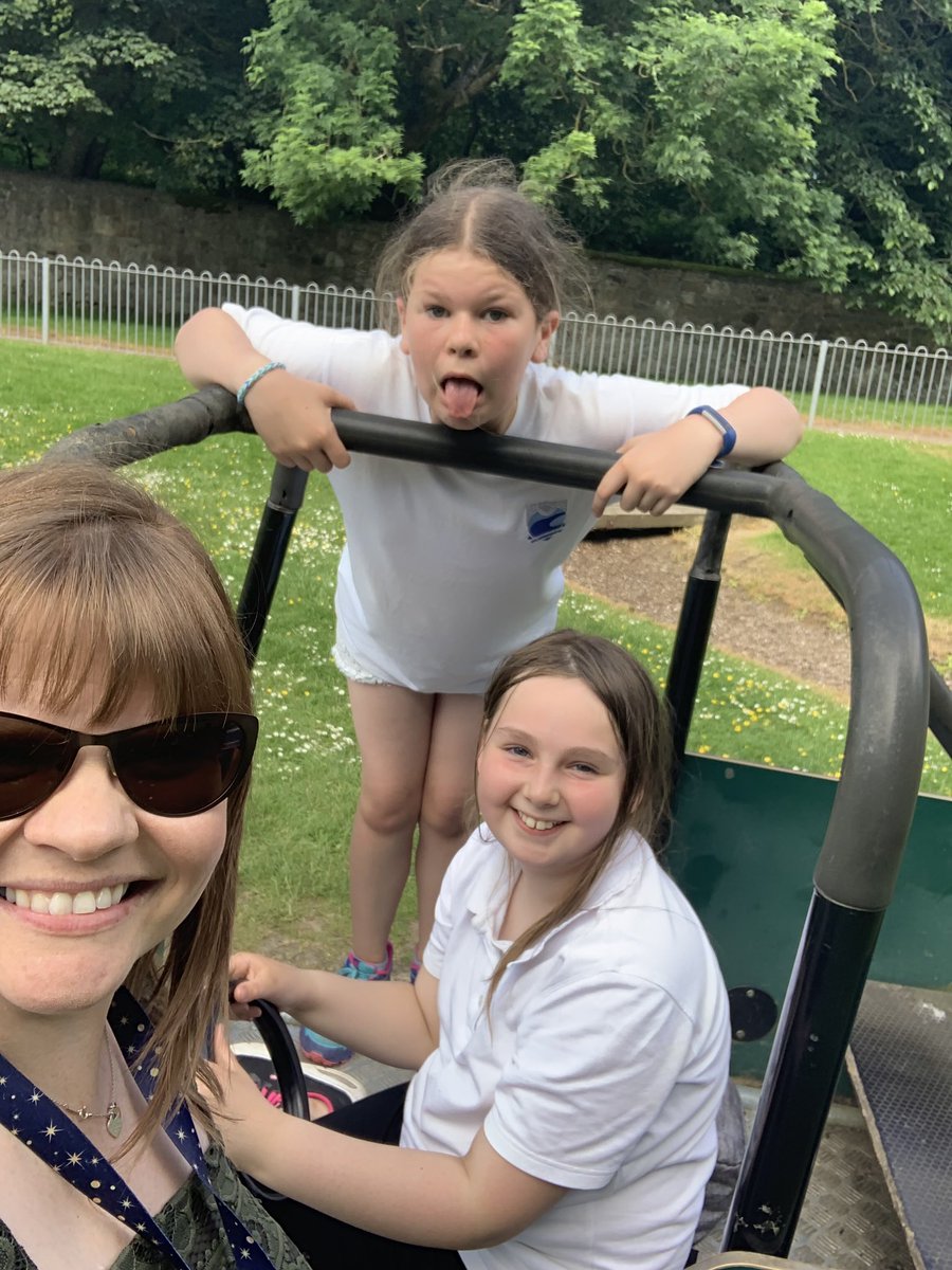 MccrumMiss's tweet photo. Fun in the park @calderbridgeps @BurbageMiss https://t.co/2gDORhtJ2L