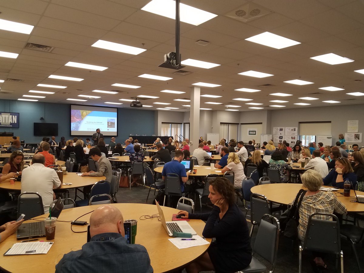 transformED_aiu's tweet image. Happening Now: @sanaya23 kicking off #CSforAllPA Summit in Harrisburg! #CSinPA