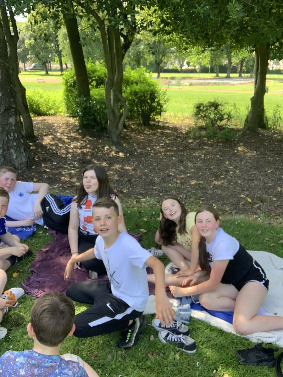 MccrumMiss's tweet photo. Picnic in the park fun @calderbridgeps  @BurbageMiss https://t.co/MUHkfmu5tz