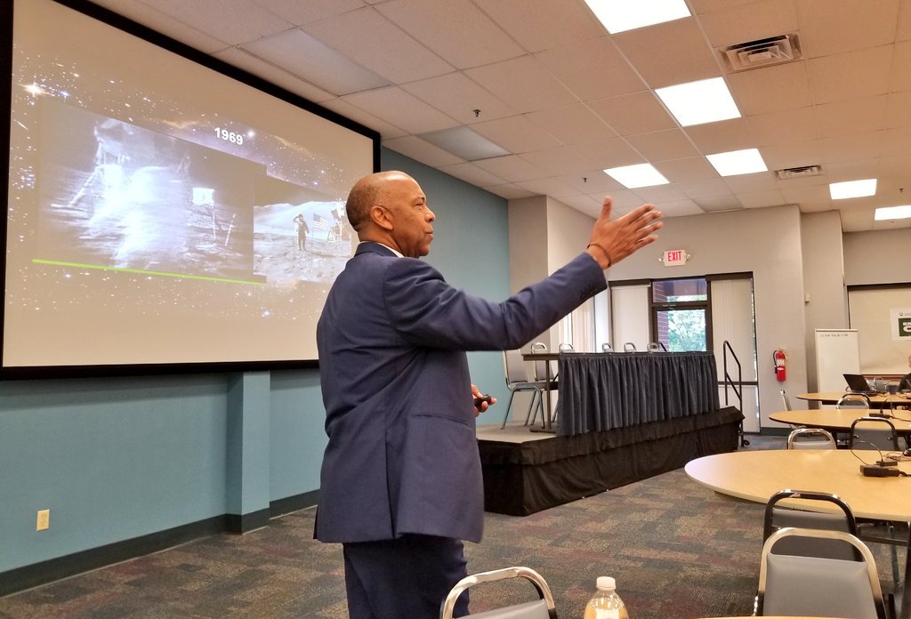NMSI's tweet image. NMSI CEO Bernard Harris talks space, education and computer science with Pennsylvania educators! Thank you for organizing this group of great minds, @PADeptofEd. #CSforAllPA