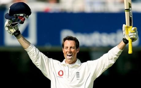 👏 TRESCOTHICK RETIRES 👏

Away from #CWC19 a great servant of cricket has announced his retirement... 😥

2019 will be Marcus Trescothick's final season <a href="/SomersetCCC/">Somerset Cricket 🏆</a>! 🏏

💥 27 seasons
💥 40,826 runs
💥 43.80 test average

Incredible player &amp; inspirational person 🙌

#Cricket