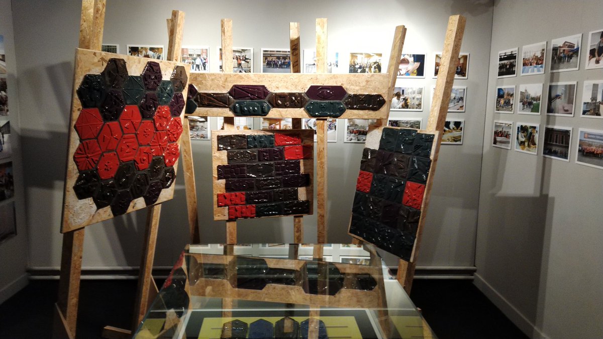LittleMrMaths's tweet image. The scholars tile work! Everyone can view it all summer @BlackburnMuseum with #designlabnation
