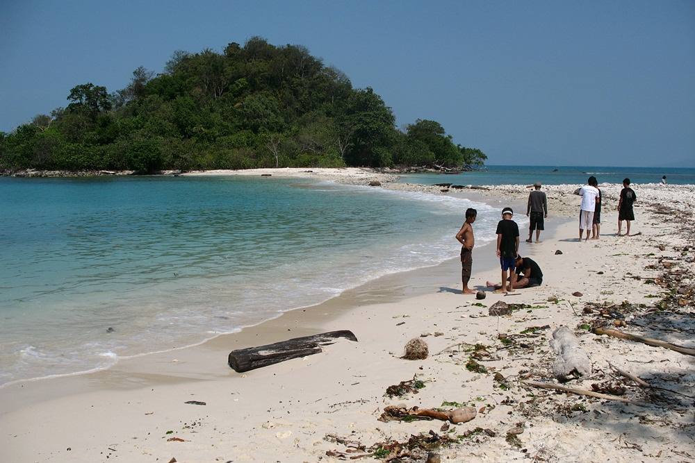 #JujurGuePernah pup di atas terumbu karang di pulau seindah ini