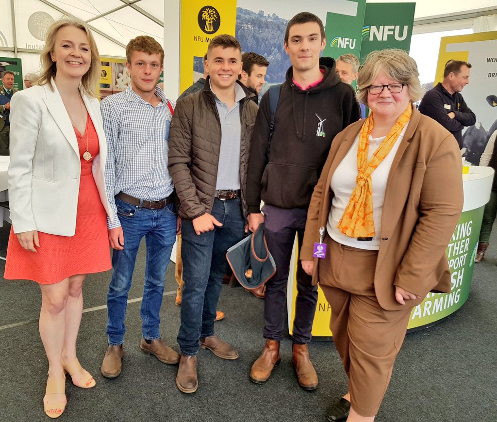 Liz Truss tweet media