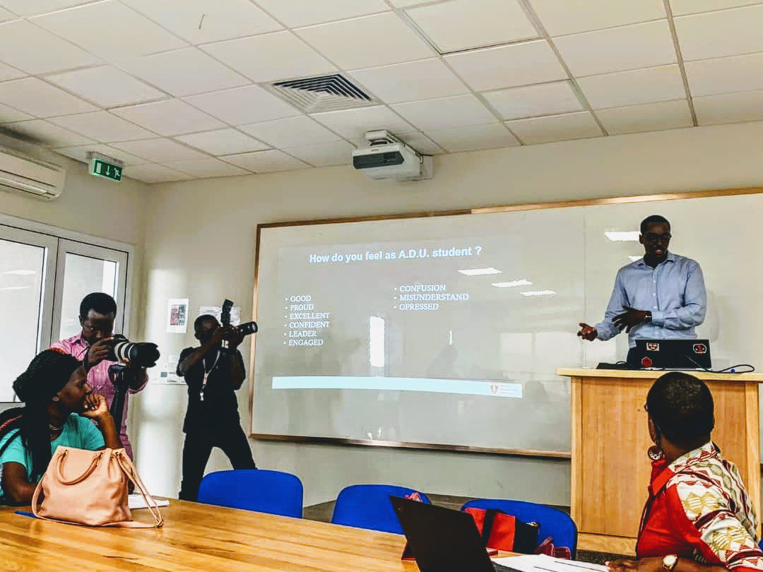 ADULeads's tweet photo. Les #YoungLeaders ont fait forte impression à @Ashesi University. Les préparer à intervenir partout dans le monde fait partie de la mission de A.D.U.
#EducationCollaborative
#ILIMI
#ADU https://t.co/5OvtNLvo37