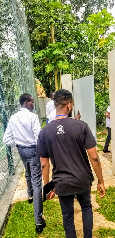 ADULeads's tweet photo. Les #YoungLeaders ont fait forte impression à @Ashesi University. Les préparer à intervenir partout dans le monde fait partie de la mission de A.D.U.
#EducationCollaborative
#ILIMI
#ADU https://t.co/5OvtNLvo37