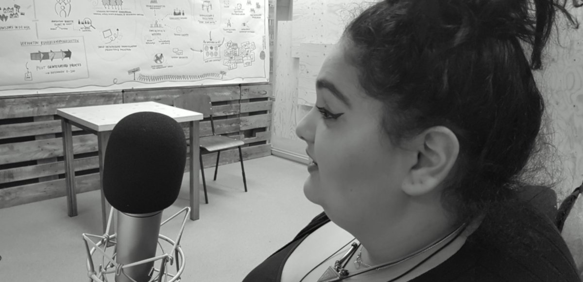 'Geweld in de jeugdzorg is een teken van onmacht,' aldus Laila. 

>> Beluister haar verhaal in onze podcast!

wijzijnspraakmakers.nl/blog/2019/lail…

>> En lees het magazine over #geweldindejeugdzorg dat @jeugdzorgned gisteren lanceerde!

#jeugdzorg | #jeugdhulp | #podcast | #spraakmaker