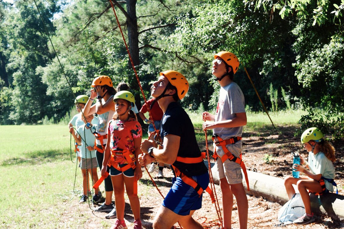 CampWeedFL's tweet photo. Fun times at the rock wall! ☀️ https://t.co/bKXsYuoNF0
