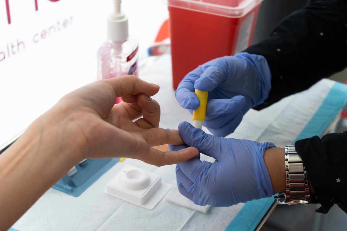 MissUniverse's tweet image. Today, June 27th, marks National HIV Testing Day! "To show you all just how easy and quick it is to find out your status I partnered with @apichachc and took a HIV test which we will be sharing soon! So what can you do? Find a community center near you... (1/2)