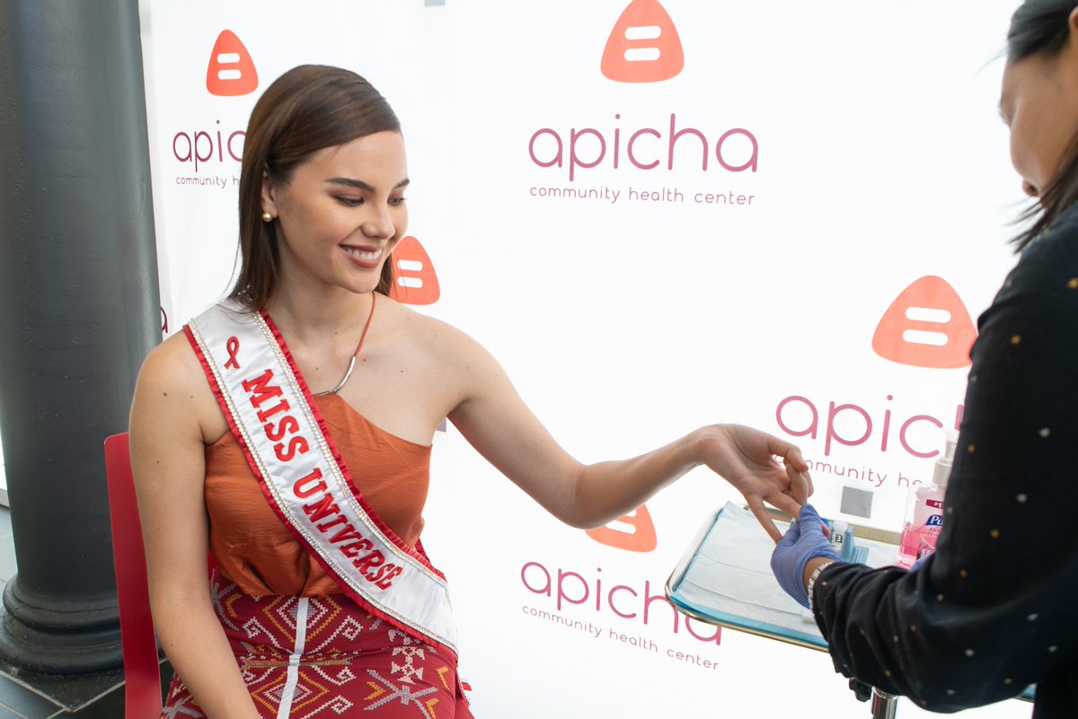MissUniverse's tweet image. Today, June 27th, marks National HIV Testing Day! "To show you all just how easy and quick it is to find out your status I partnered with @apichachc and took a HIV test which we will be sharing soon! So what can you do? Find a community center near you... (1/2)