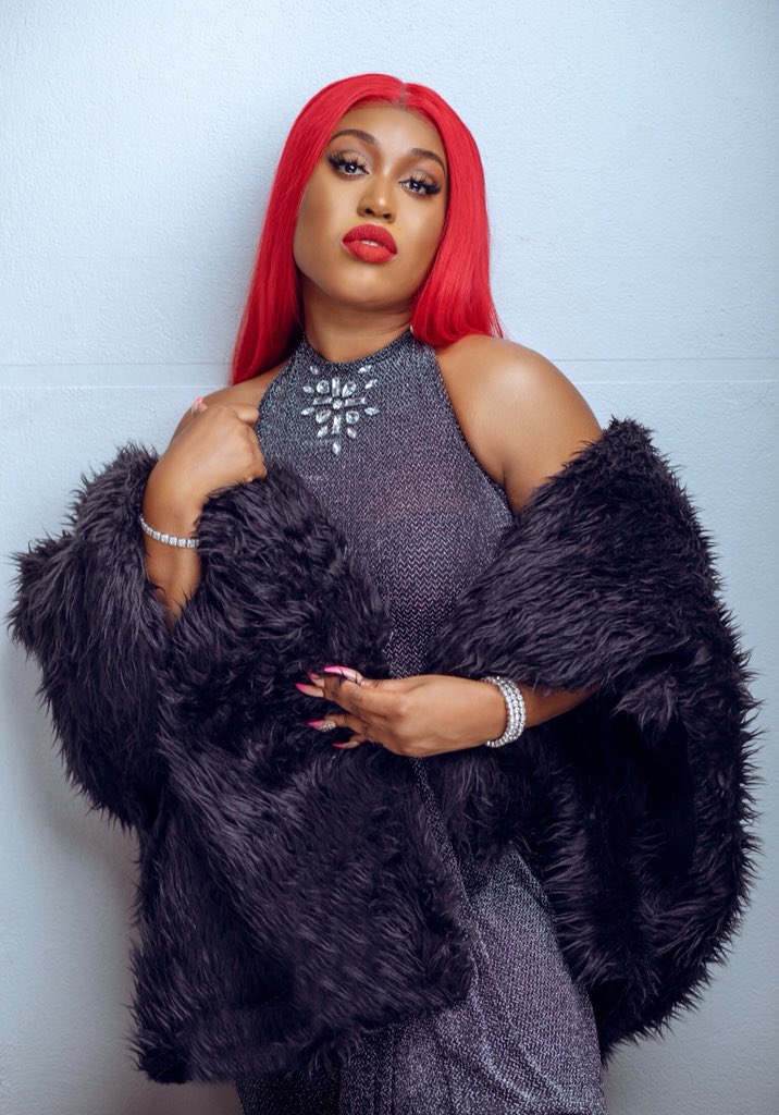 iamfantana's tweet photo. OMG !!!!!! “So What” video got over 100K views already. ❤ Thank you so much. I love y’all. Watch the video here : https://t.co/EvJPY1g3JH #FantanaArmy #AhMiDat https://t.co/kuv3Z1GSiF
