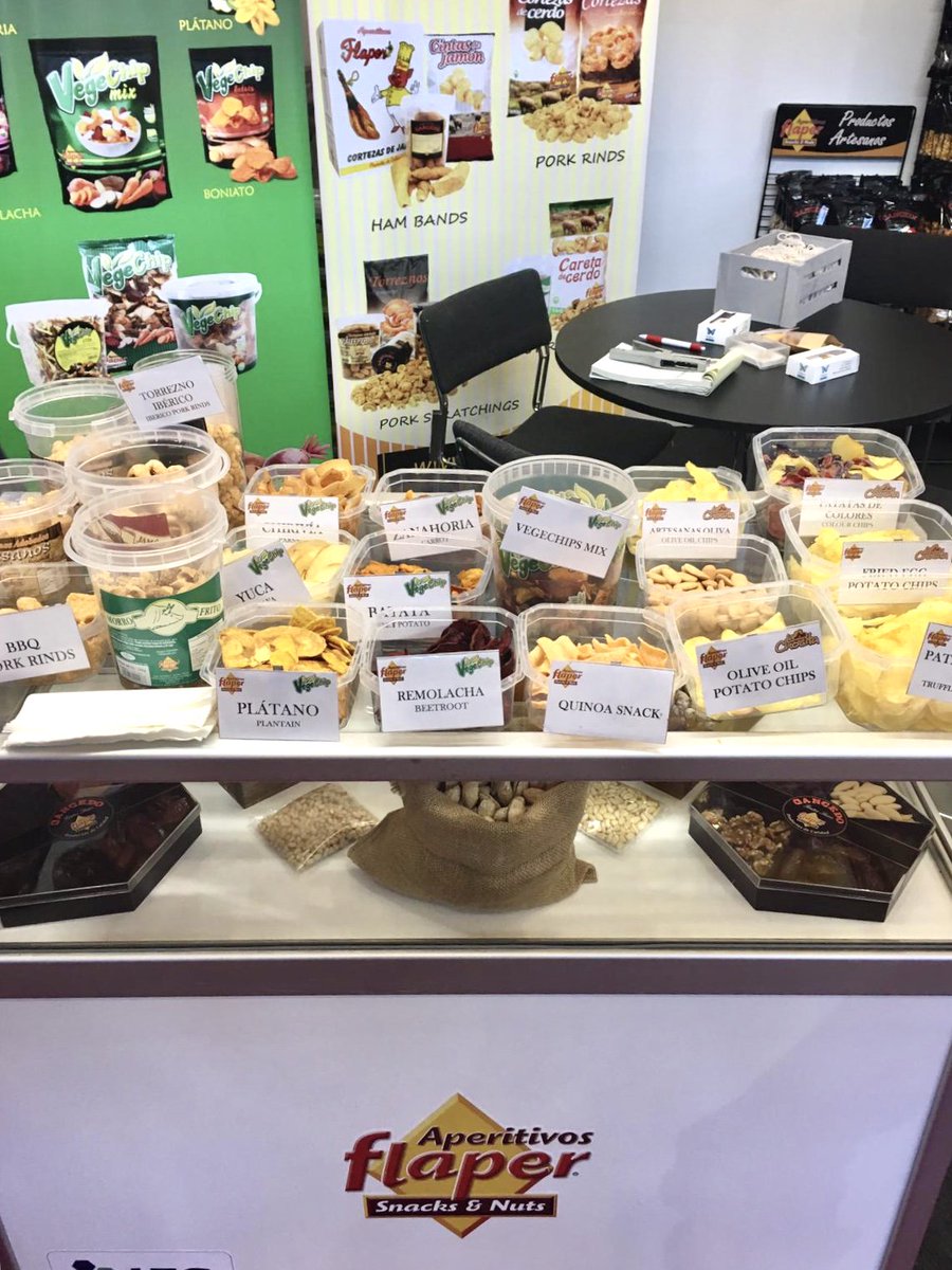 ApFlaper's tweet image. Jueves de feria!! Arranca #Snackex2019 con un montón de novedades, no te lo pierdas y ven a visitarnos a nuestro Stand 702! Te esperamos 🤗 #Snacks #Nuts #Barcelona #España
