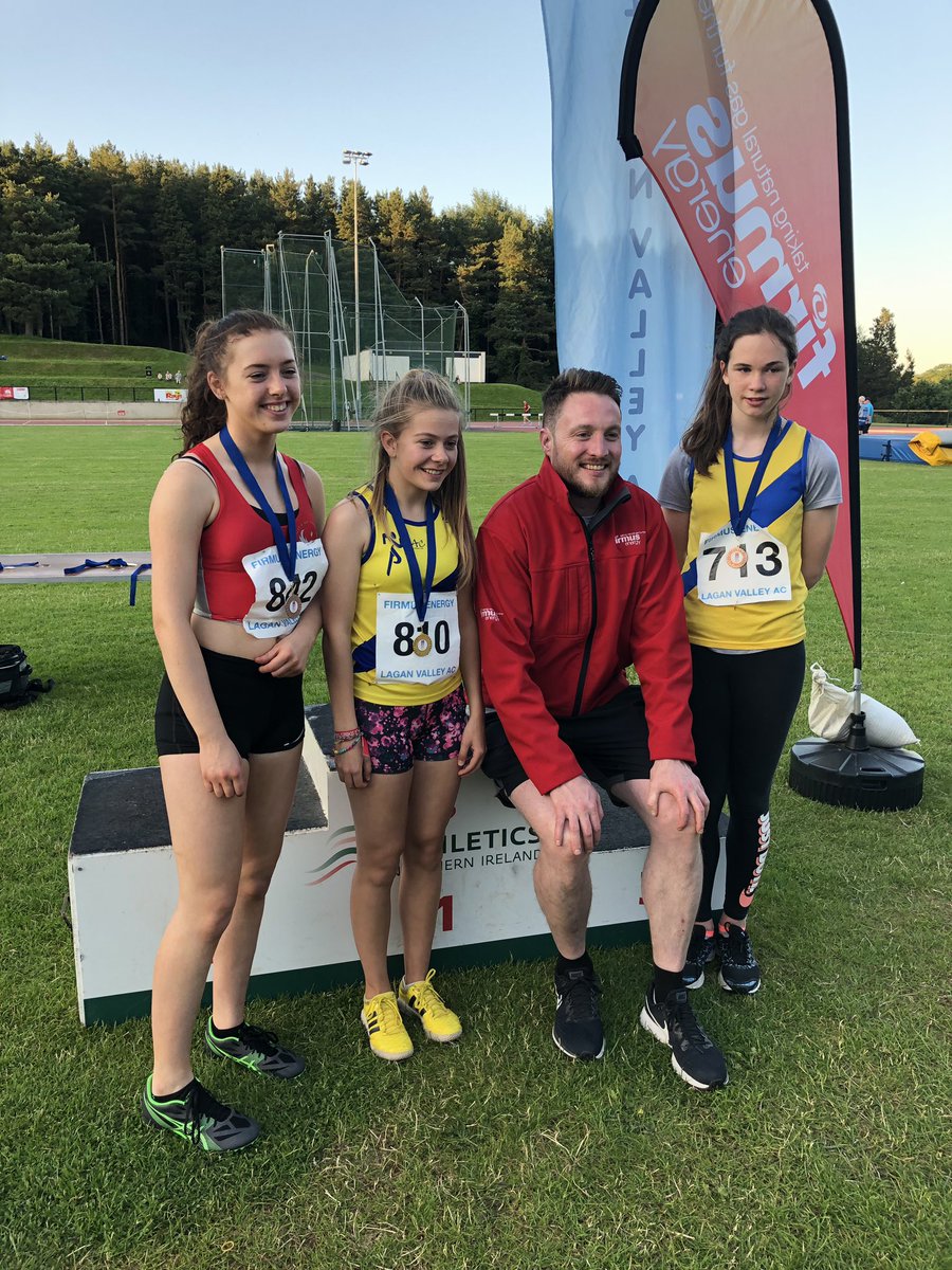U15 girls javelin. This girls know how to throw. Well done #winners <a href="/AthleticsNI/">Athletics NI</a>
