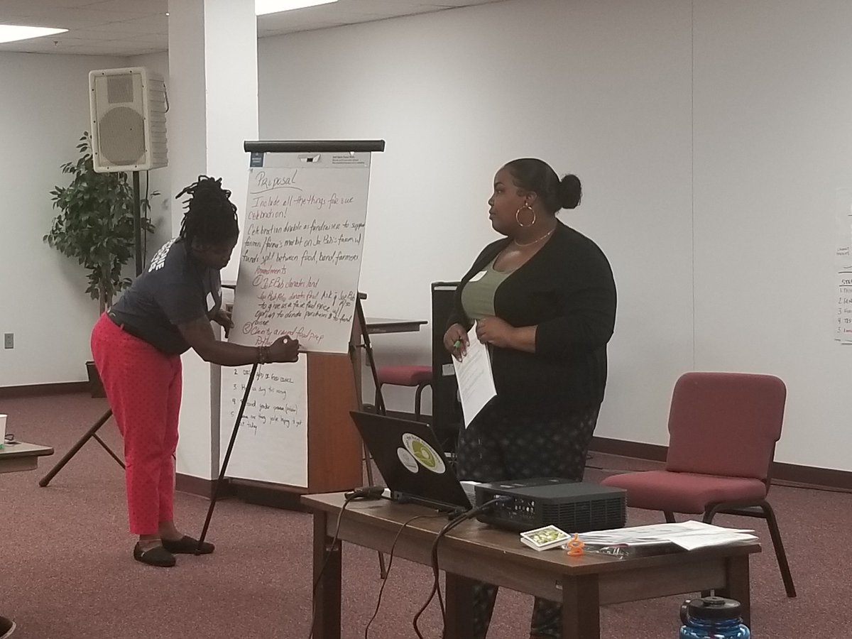 jthawkin's tweet photo. The Community Food Strategies team is in Wilson, NC today delivering an interactive workshop on how to lead effective meetings for our local food councils in the region. #RuralLeadership #FacilitatingForMoreVoices https://t.co/m2s7FPOAJF